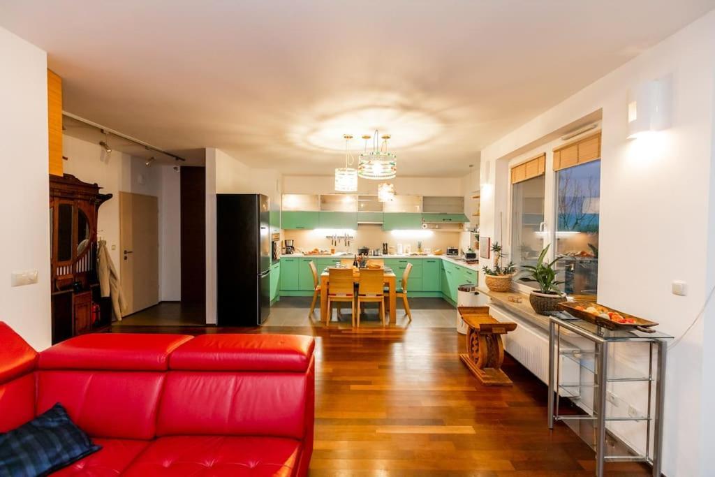 Stunning Apartment. Garage. Security. Mokotow Area Warszawa Exteriör bild